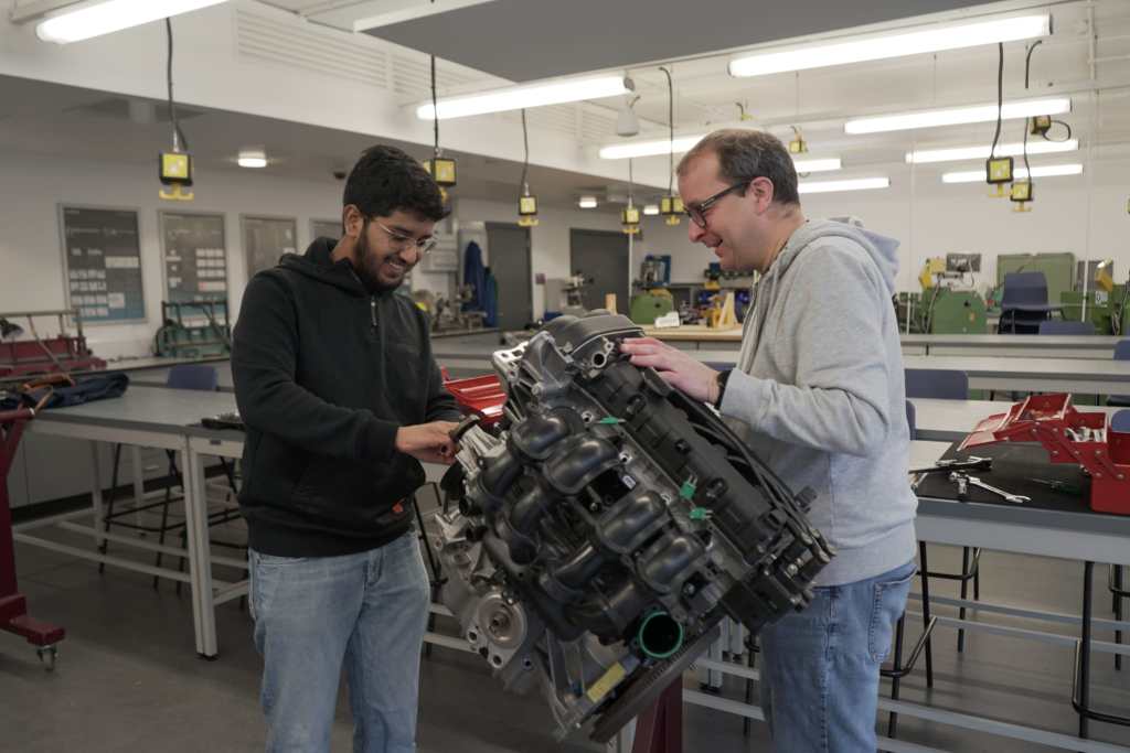 Top tips to make friends when starting university as an international student